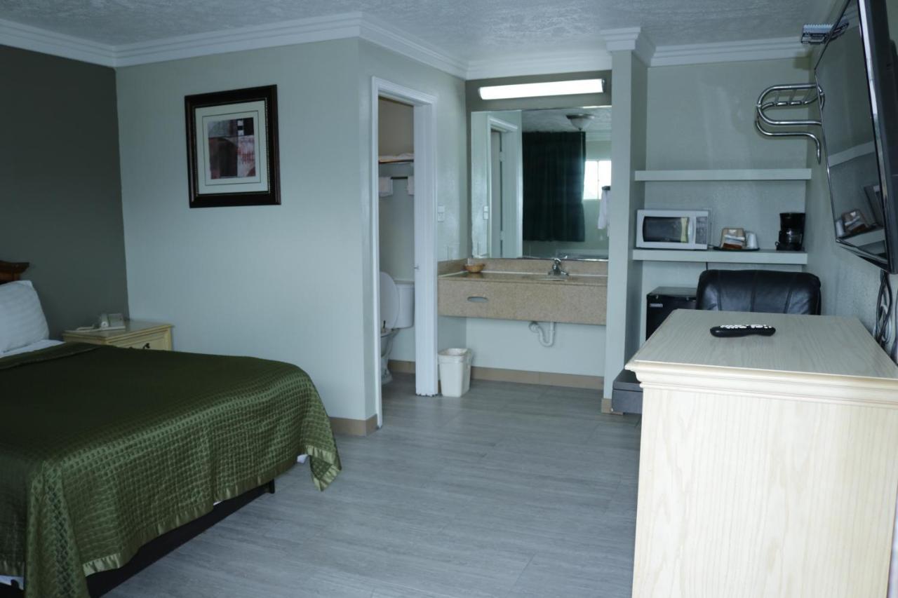Deluxe Inn Motel Lake Charles Zewnętrze zdjęcie