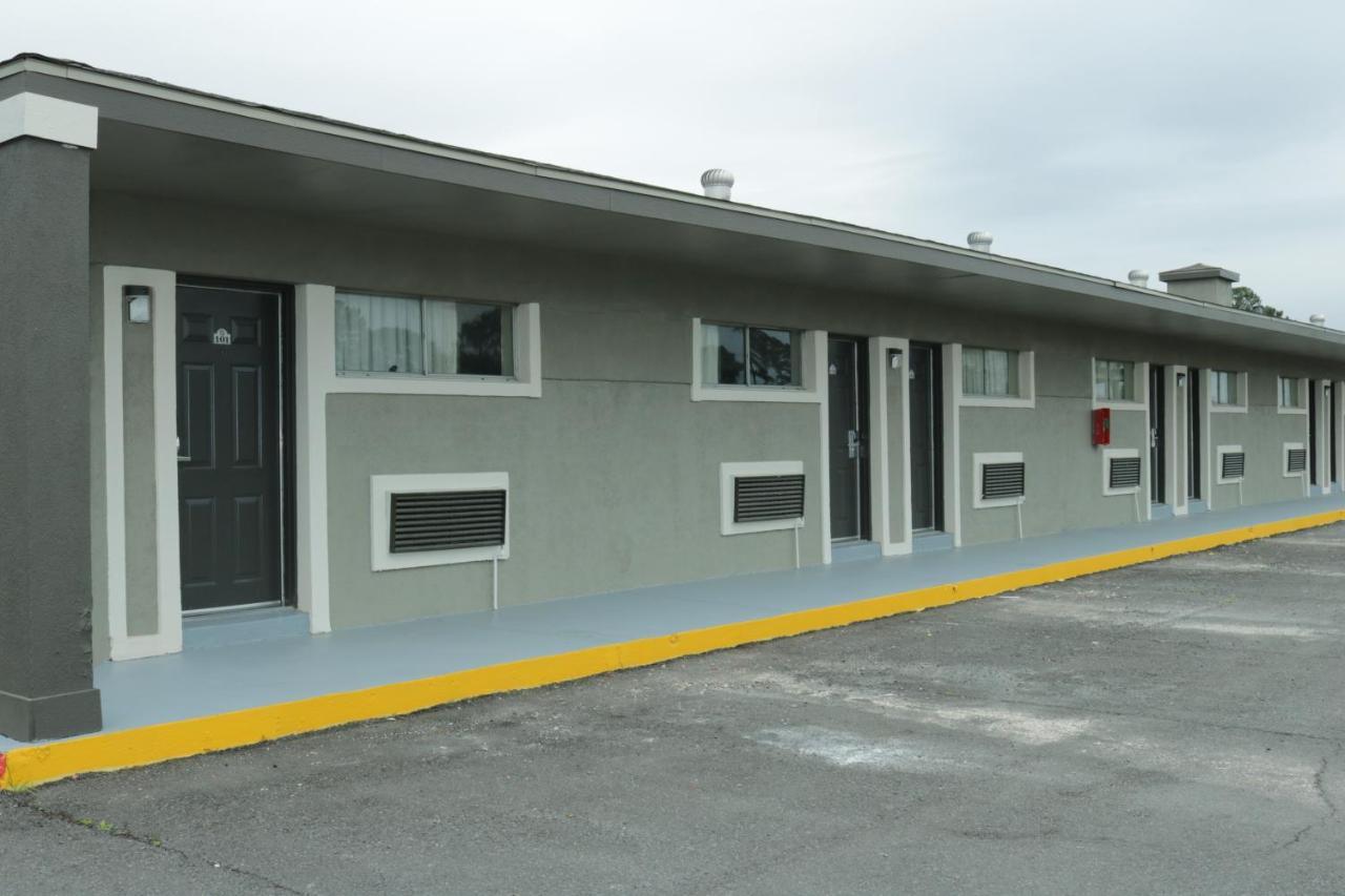Deluxe Inn Motel Lake Charles Zewnętrze zdjęcie
