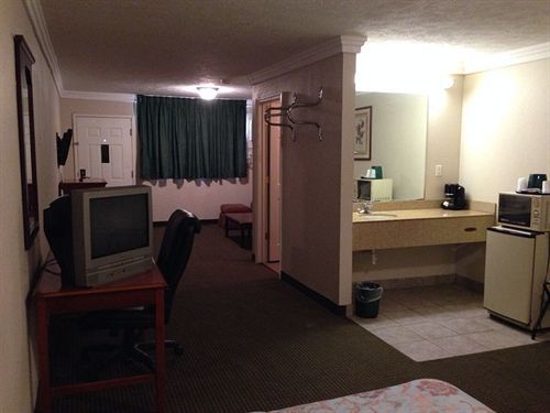 Deluxe Inn Motel Lake Charles Zewnętrze zdjęcie
